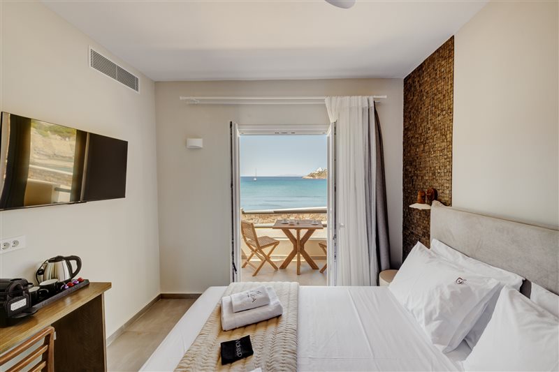 Deluxe Sea View Room with Balcony & Sofa Bed at Armia Experience Hotel, Vári, Sýros